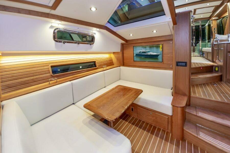 2026 Sabre 43 Salon Express — 4c711303 Dad8 43a9 Bc8f Da7958d00bec