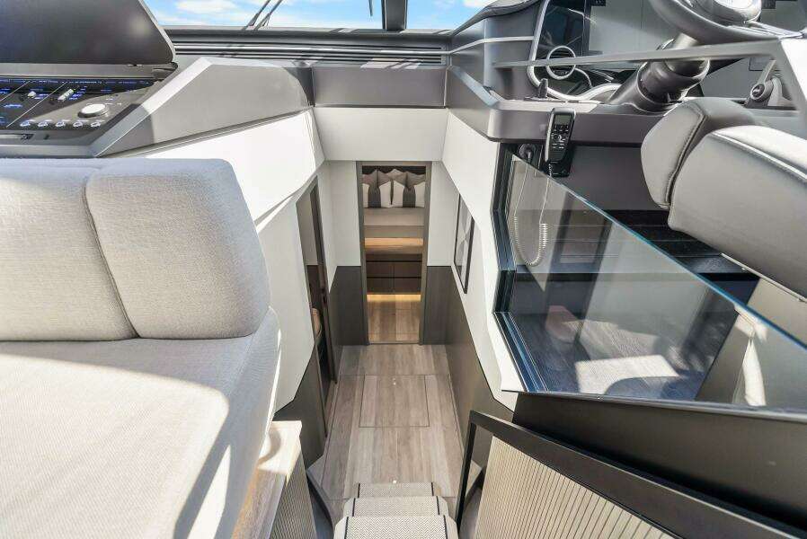 63ft Pearl Yacht For Sale