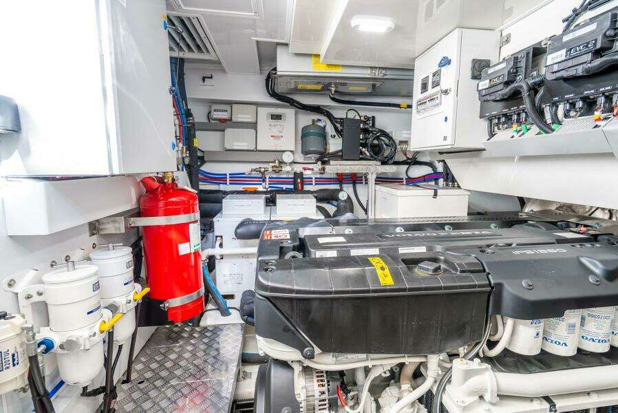 63ft Pearl Yacht For Sale