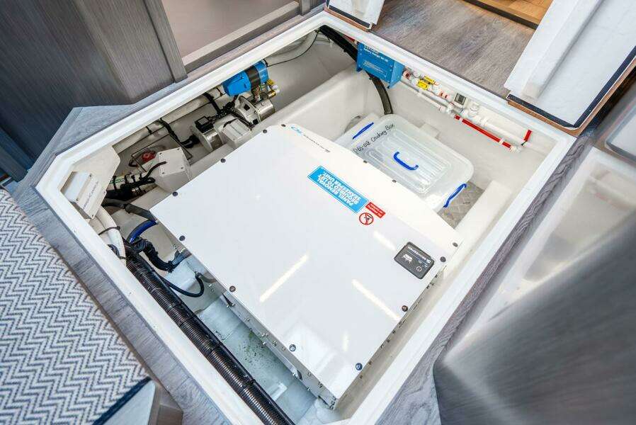 63ft Pearl Yacht For Sale