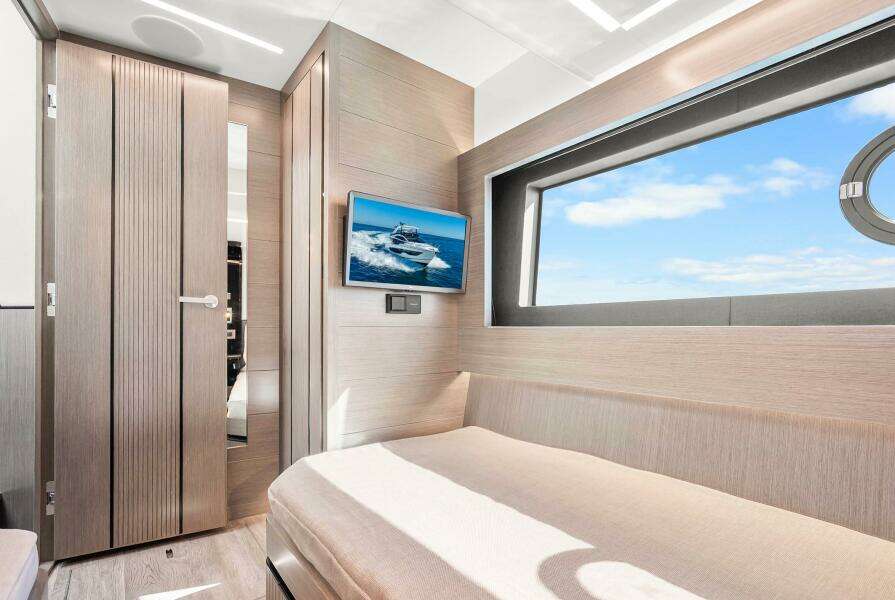 63ft Pearl Yacht For Sale