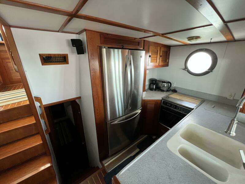 Savage 50ft Seaton Yacht For Sale
