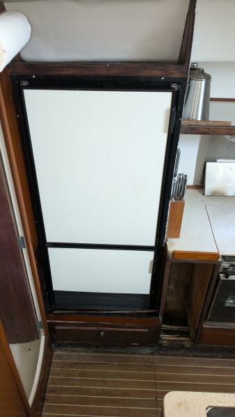 1993 Jeanneau Lagoon 37