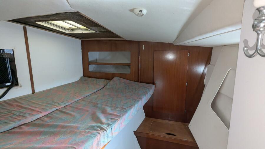 1993 Jeanneau Lagoon 37