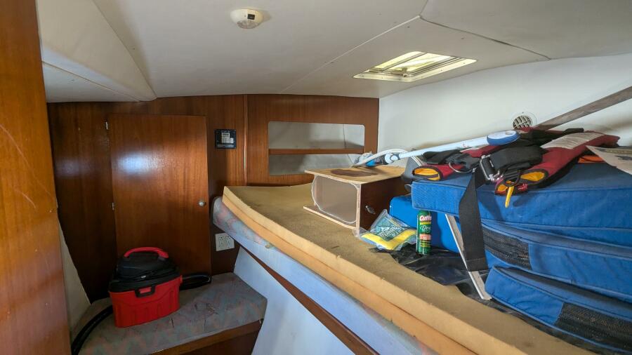 1993 Jeanneau Lagoon 37