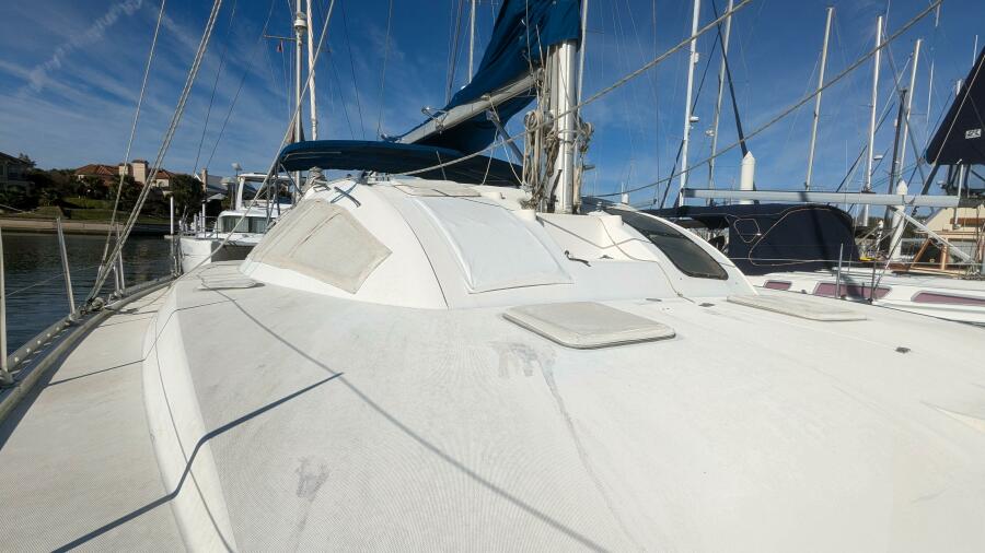 1993 Jeanneau Lagoon 37