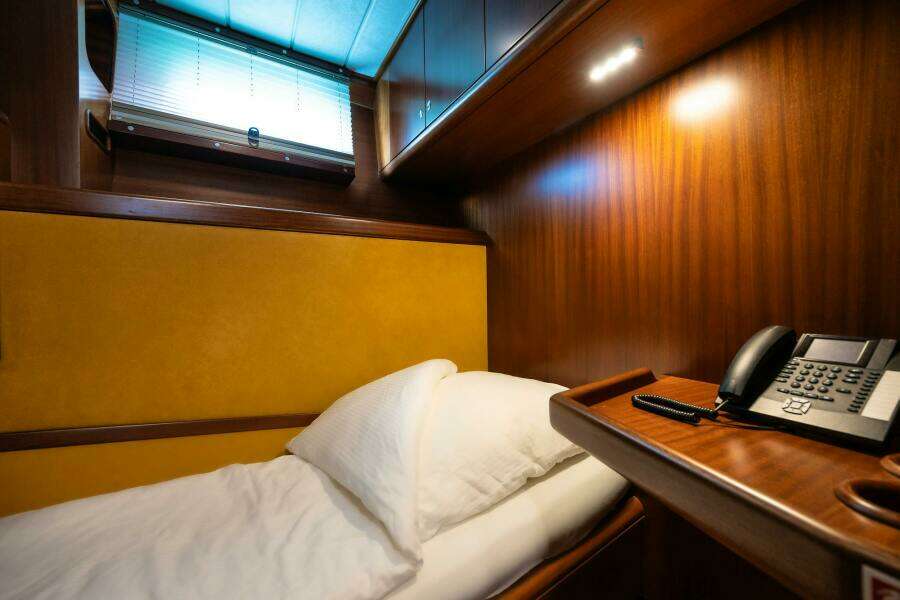 PLAYMOBIL 101ft Brandstatter Yacht For Sale