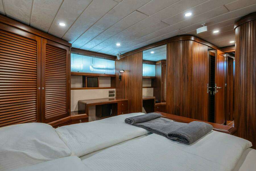 PLAYMOBIL 101ft Brandstatter Yacht For Sale