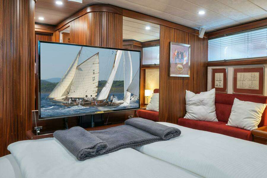PLAYMOBIL 101ft Brandstatter Yacht For Sale