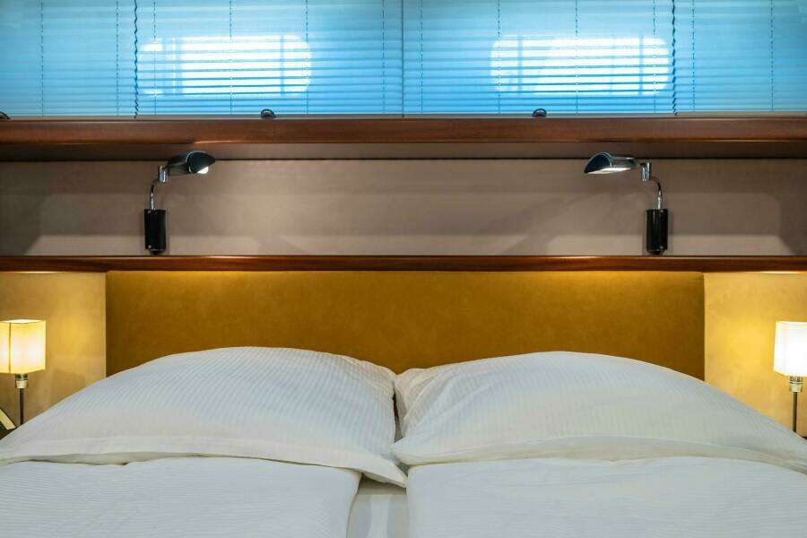 PLAYMOBIL 101ft Brandstatter Yacht For Sale