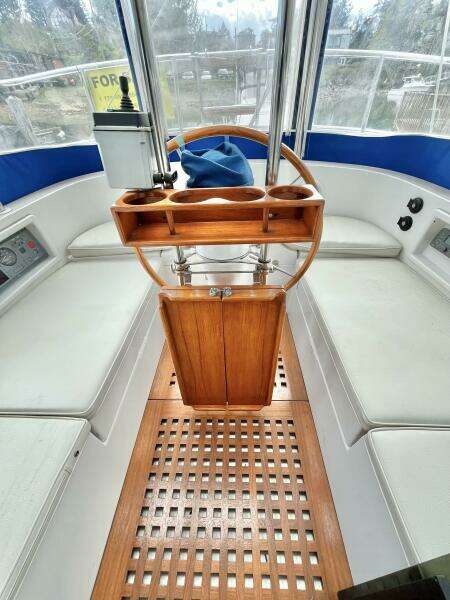 Loon Shadow 33ft Nonsuch Yacht For Sale