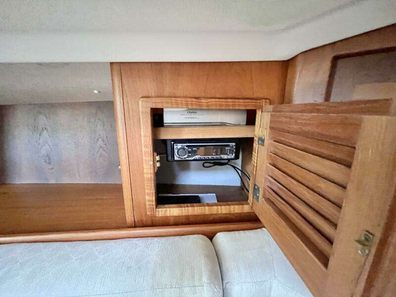 Loon Shadow 33ft Nonsuch Yacht For Sale