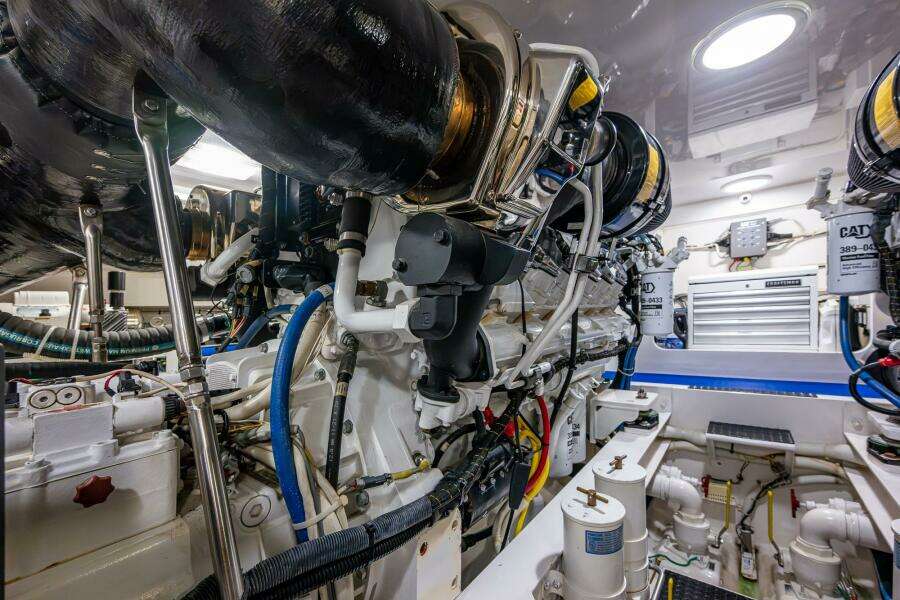 Viking 60 - Carolina Style - Engine Room