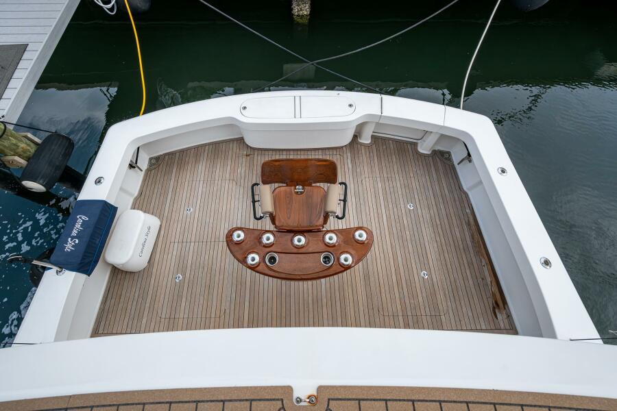60' 2012 Viking 60 Enclosed Bridge