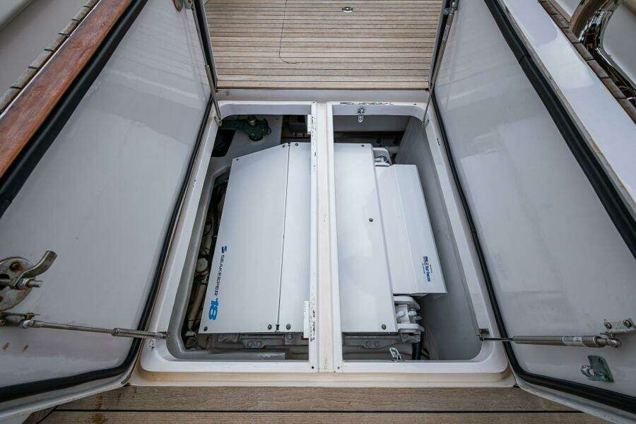 Viking 60 - Carolina Style - Exterior Cockpit