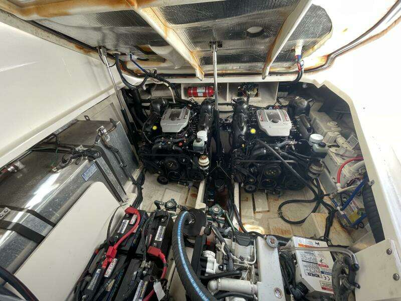 33ft Sea Ray Yacht For Sale