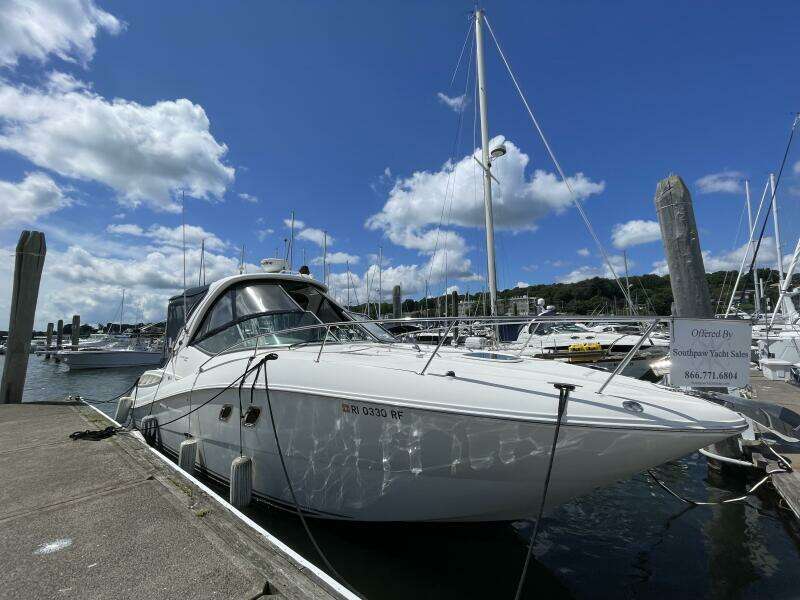 33ft Sea Ray Yacht For Sale
