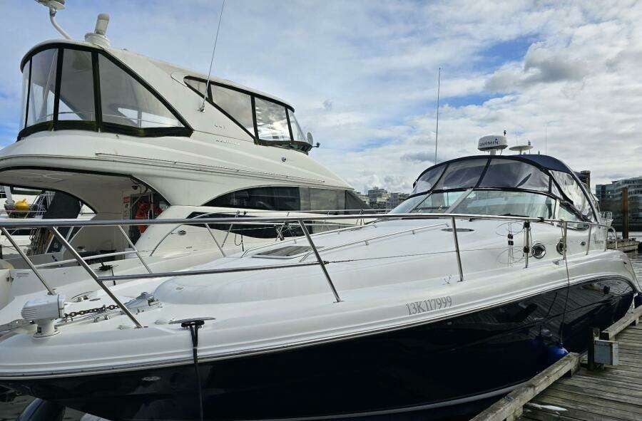 36ft Sea Ray Yacht For Sale