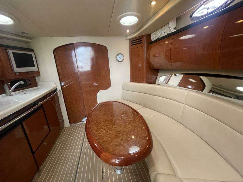 36ft Sea Ray Yacht For Sale
