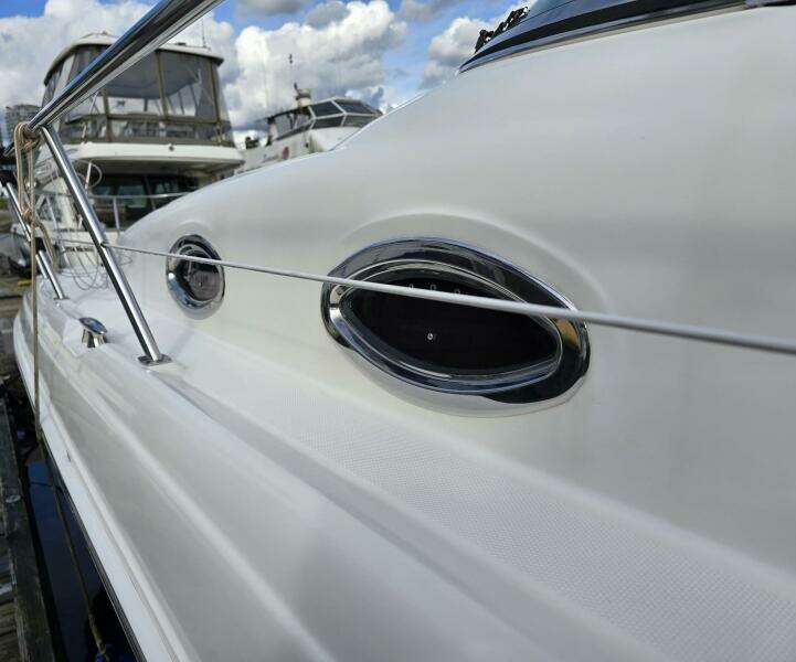 36ft Sea Ray Yacht For Sale