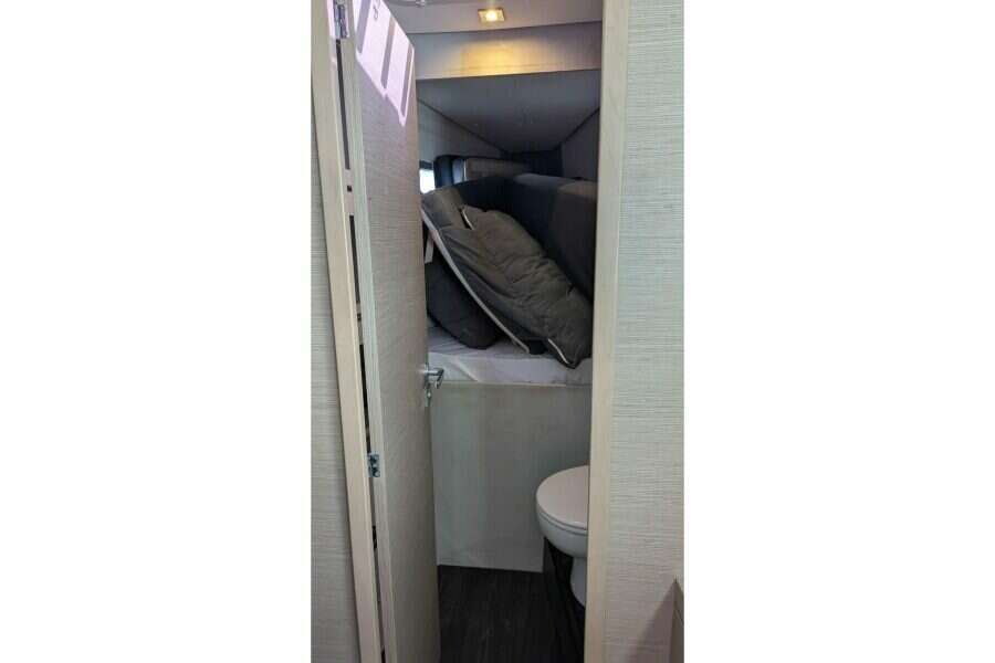 2020-fountaine-pajot-saona-47-sail-9695798-20250919105536762-3.jpg