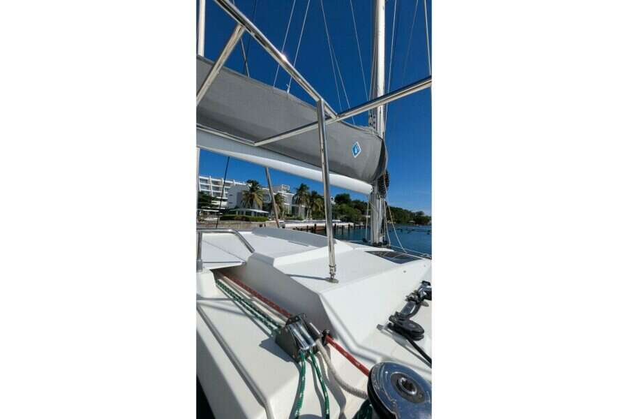2020-fountaine-pajot-saona-47-sail-9695798-20250919105405831-1.jpg