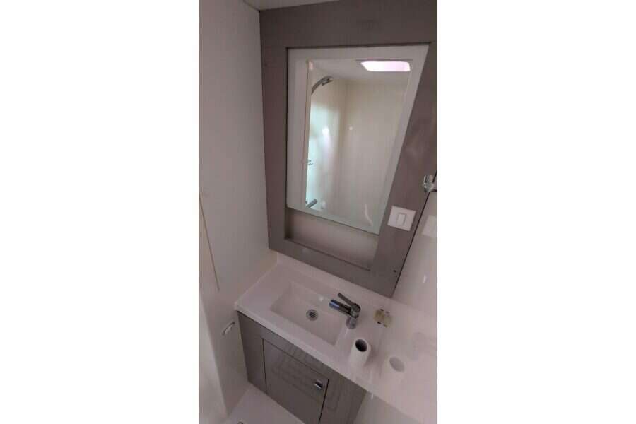 2020-fountaine-pajot-saona-47-sail-9695798-20250919105459980-4.jpg