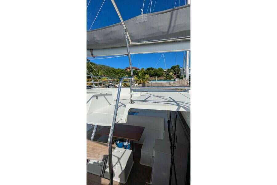 2020-fountaine-pajot-saona-47-sail-9695798-20250919105407066-2.jpg