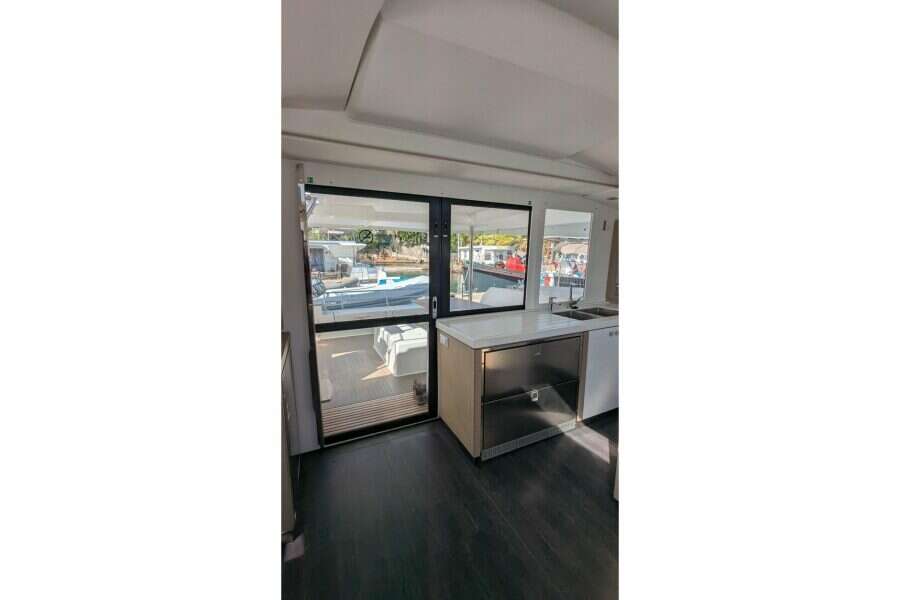 2020-fountaine-pajot-saona-47-sail-9695798-20250919105426420-2.jpg