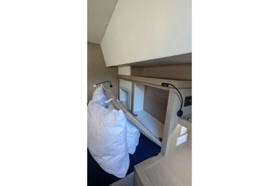 2020-fountaine-pajot-saona-47-sail-9695798-20250919105349547-3.jpg