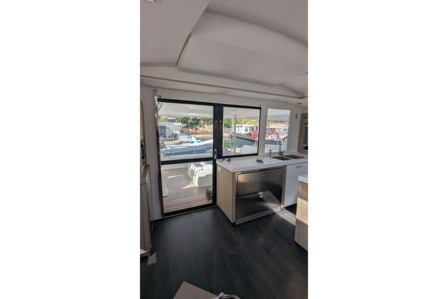 2020-fountaine-pajot-saona-47-sail-9695798-20250919105434111-3.jpg