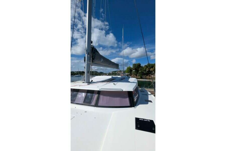 2020-fountaine-pajot-saona-47-sail-9695798-20250919105413572-2.jpg
