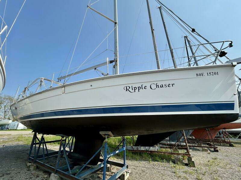 33ft Hunter Yacht For Sale