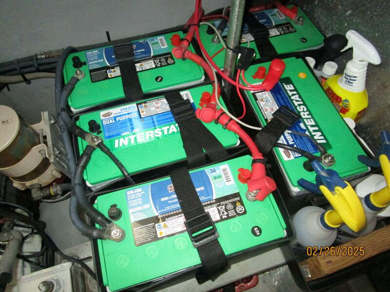 39' Mainship batteries
