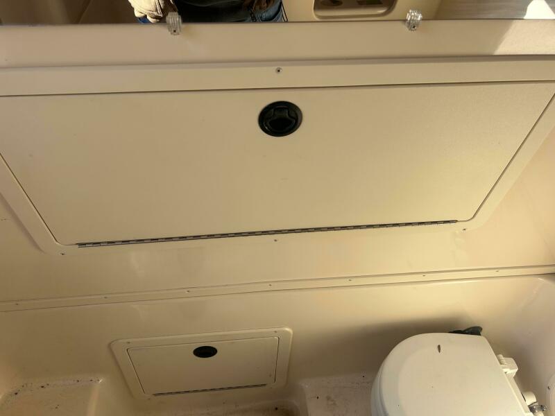 1999 Grady-White 306 Bimini