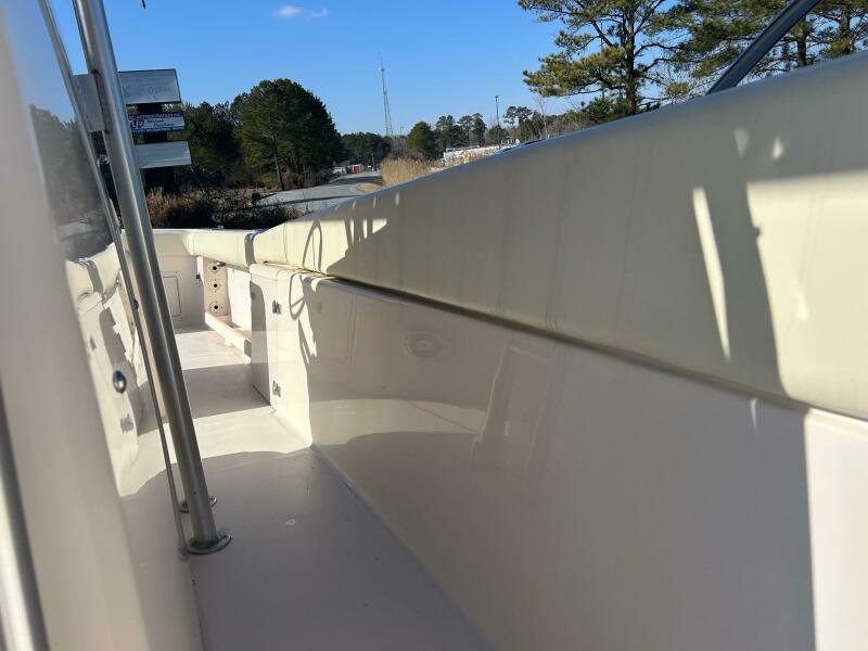 1999 Grady-White 306 Bimini