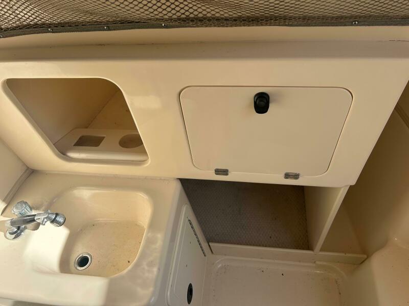 1999 Grady-White 306 Bimini