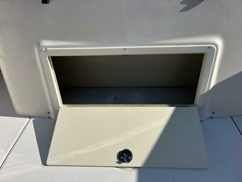 1999 Grady-White 306 Bimini