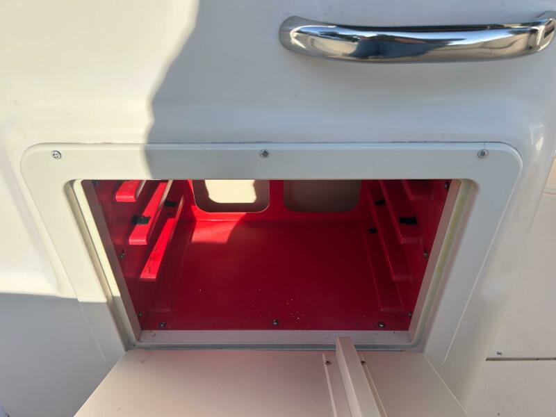 1999 Grady-White 306 Bimini