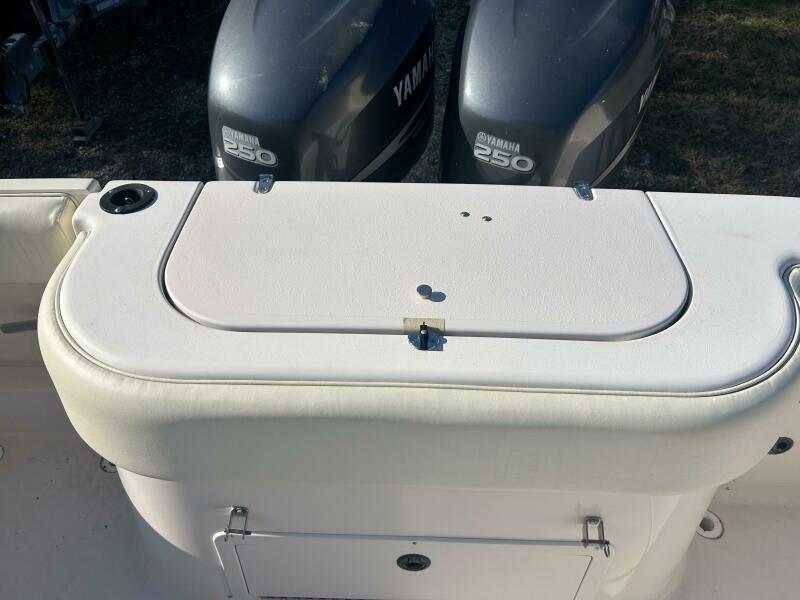 1999 Grady-White 306 Bimini