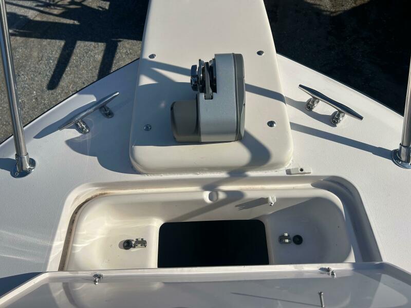 1999 Grady-White 306 Bimini