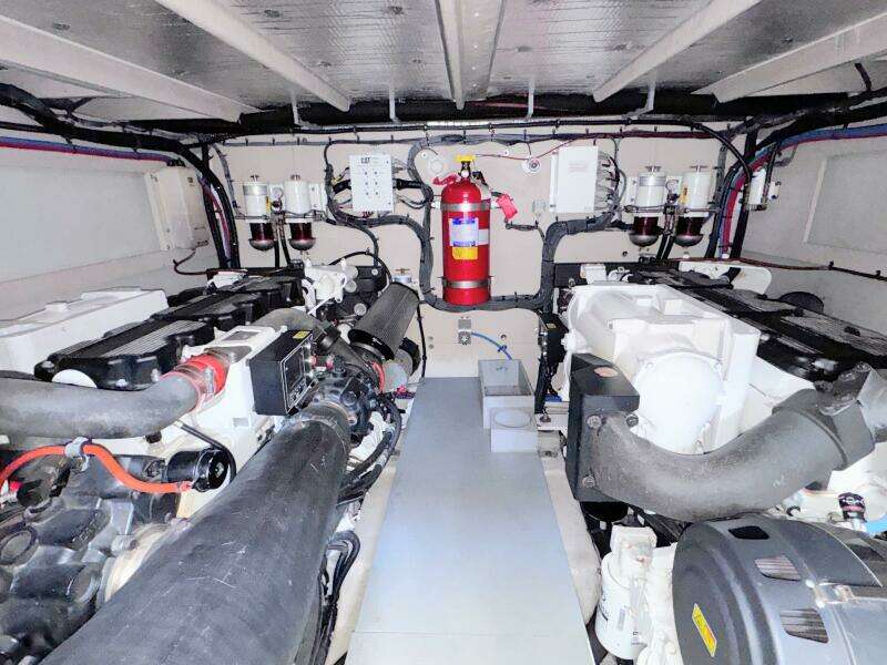 Jeanne Rose 65ft Sea Ray Yacht For Sale