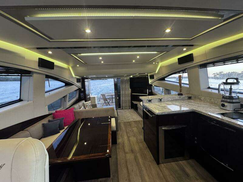 Jeanne Rose 65ft Sea Ray Yacht For Sale