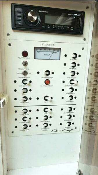 32ft Chris Craft Yacht For Sale