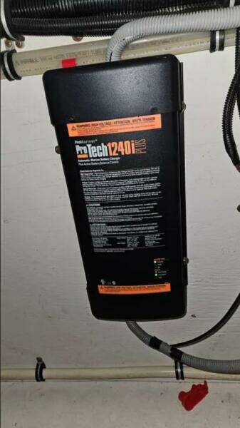 32ft Chris Craft Yacht For Sale