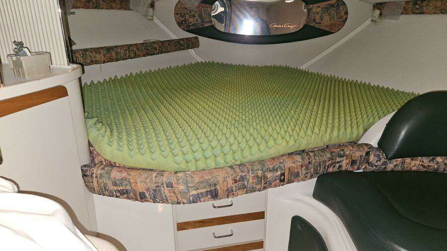 32ft Chris Craft Yacht For Sale