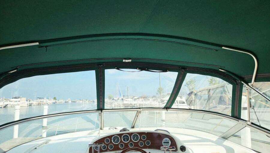 32ft Chris Craft Yacht For Sale