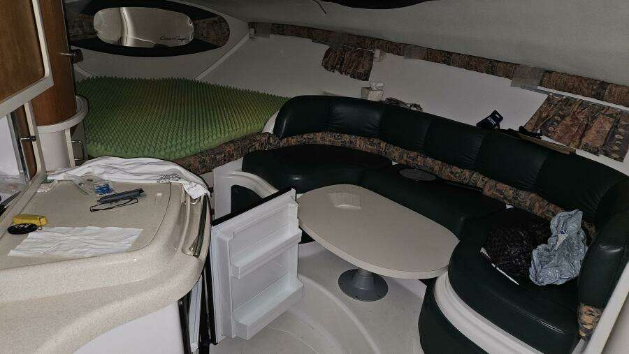 32ft Chris Craft Yacht For Sale