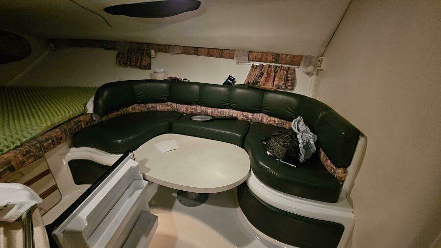 32ft Chris Craft Yacht For Sale