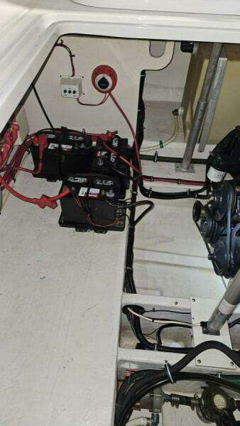 32ft Chris Craft Yacht For Sale